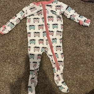 Kic Kee Pants VW van ruffled footie pajamas, 3-6 months